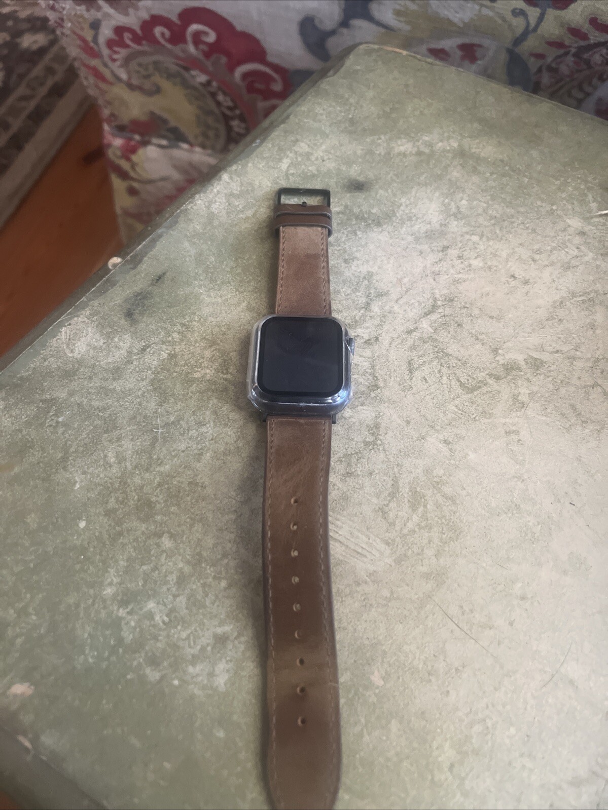 Apple Watch Series 3 42 Mm Space Gray Aluminum With Leather Band And Case