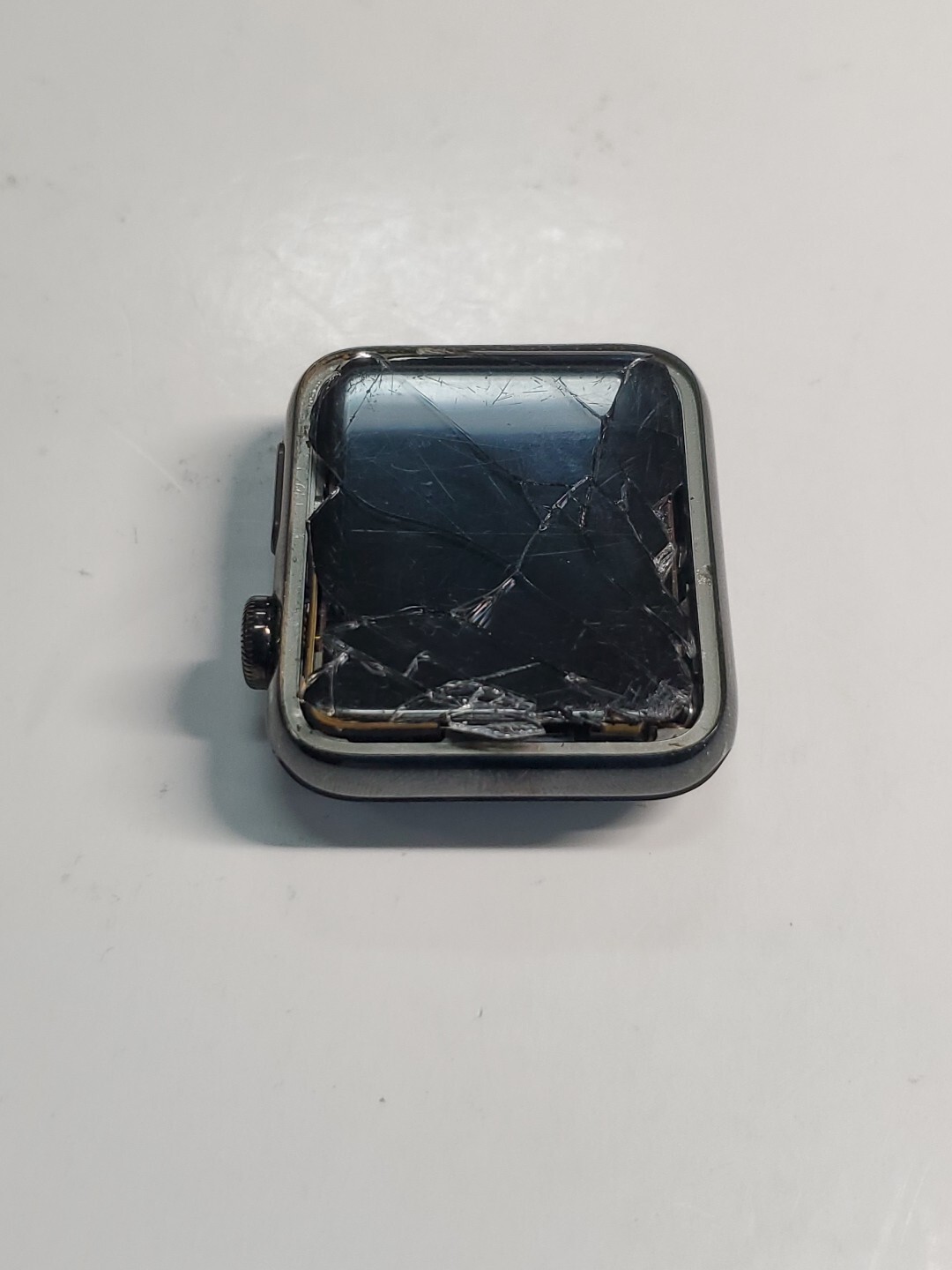 Apple Watch Series 3 42mm A1861 GPS+Cell Space Black Stainless Steel – F – 2DVI