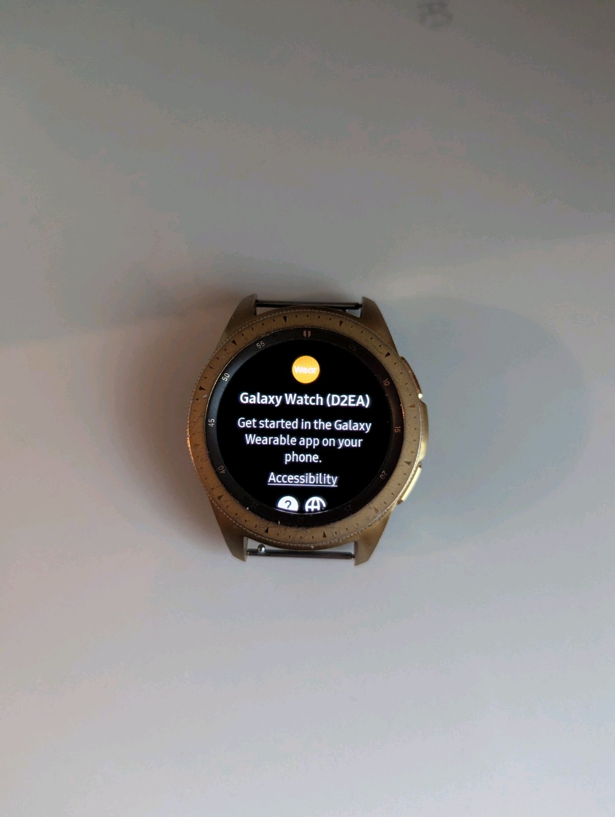 Samsung Galaxy Watch SM-R815u Rose Gold Finish-Working-Charging Base-No Band