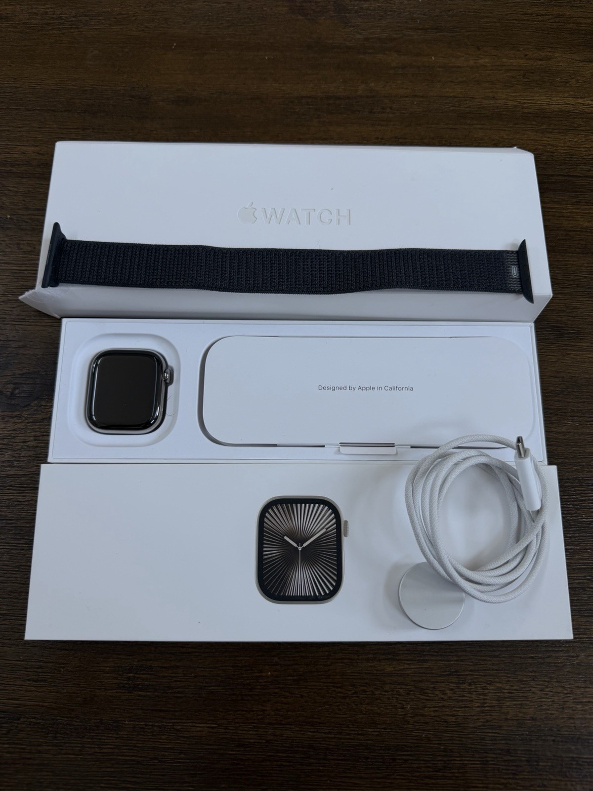Apple Watch Series 10 42mm Natural Titanium – Near Mint!