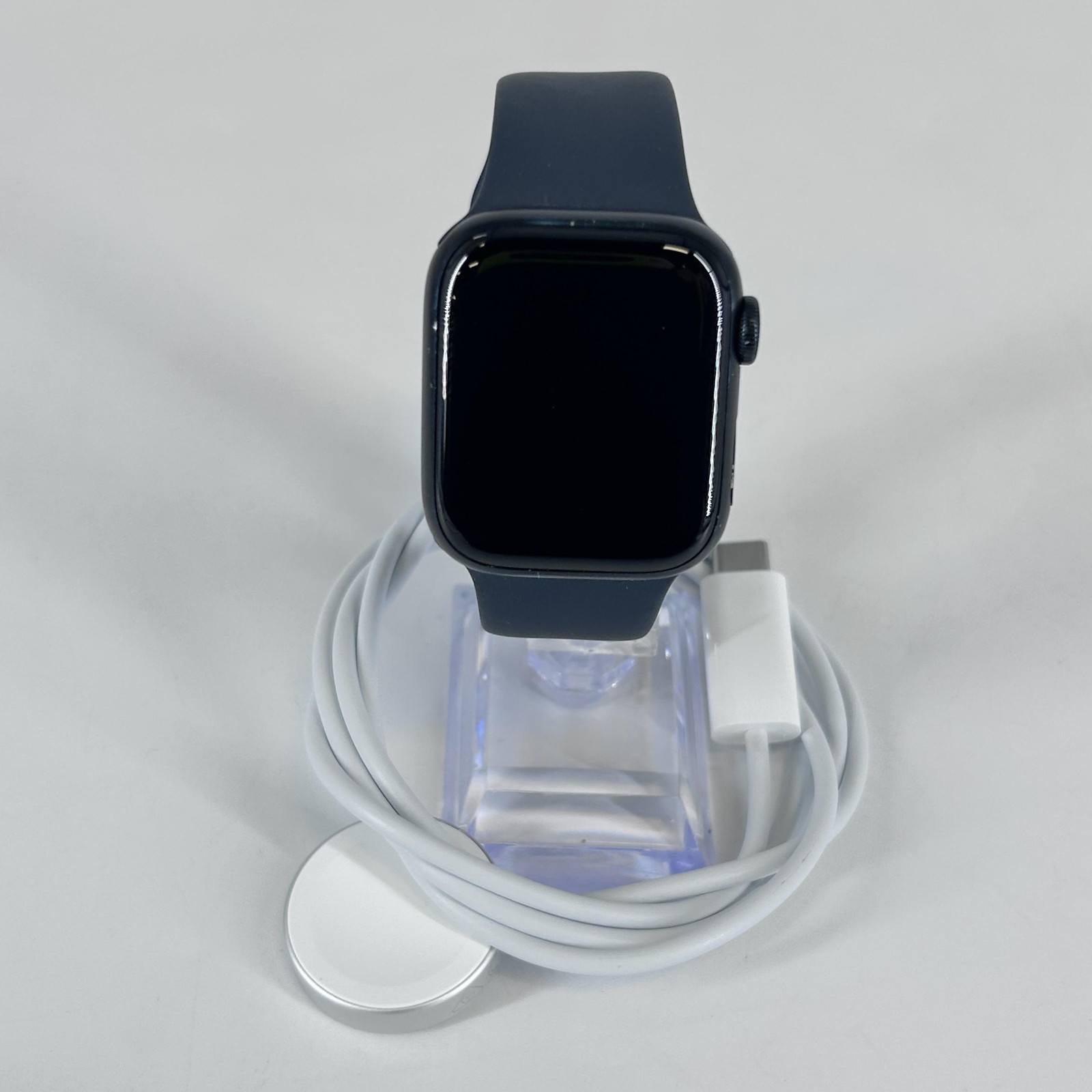 Apple Watch (Series 8) 41mm Midnight Aluminum (GPS) w/ Black Sport – Good