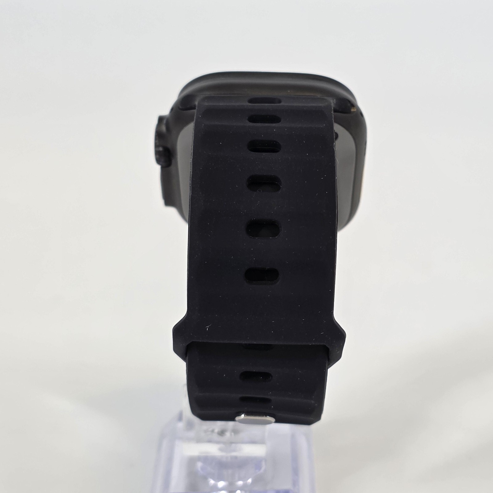 Apple Watch (Ultra 3) 49mm Black Titanium (LTE) w/ Black Ocean Band – Very Good