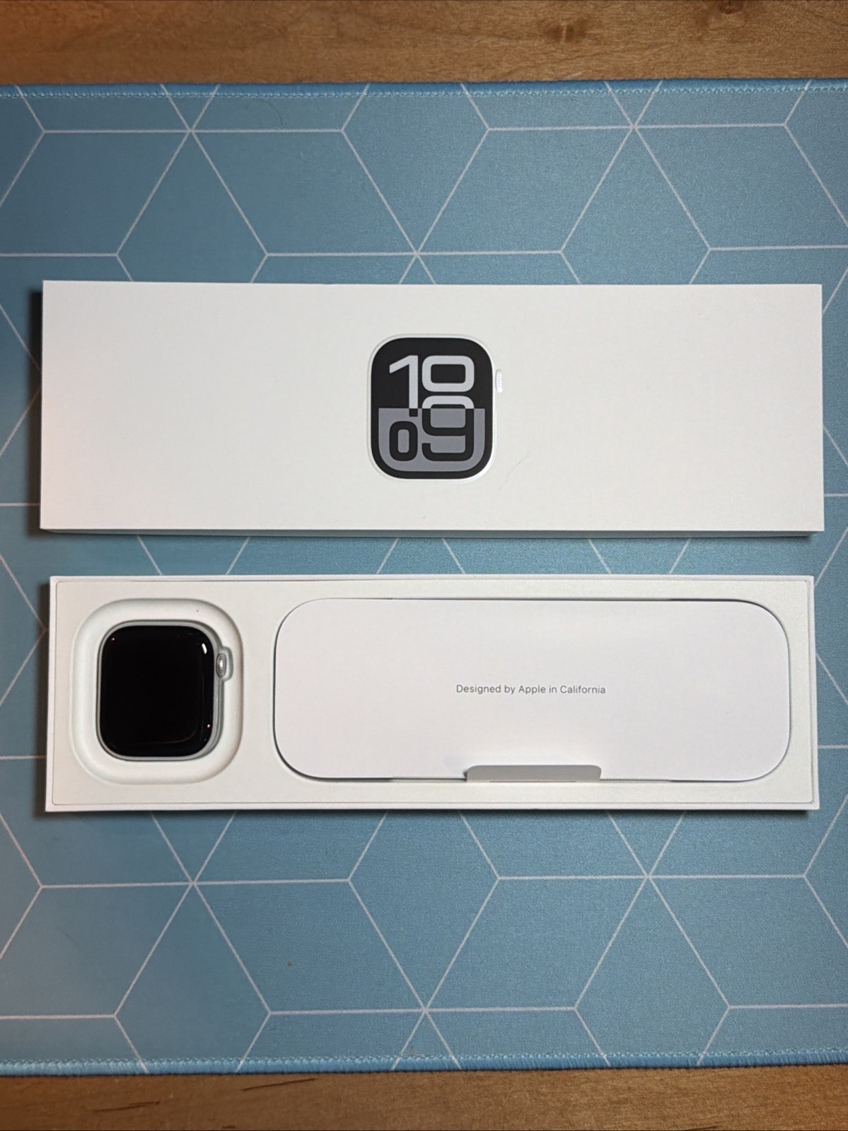 GPS Only Apple Watch Series 10 42MM Silver Aluminum MWWW3LW/A Face Only