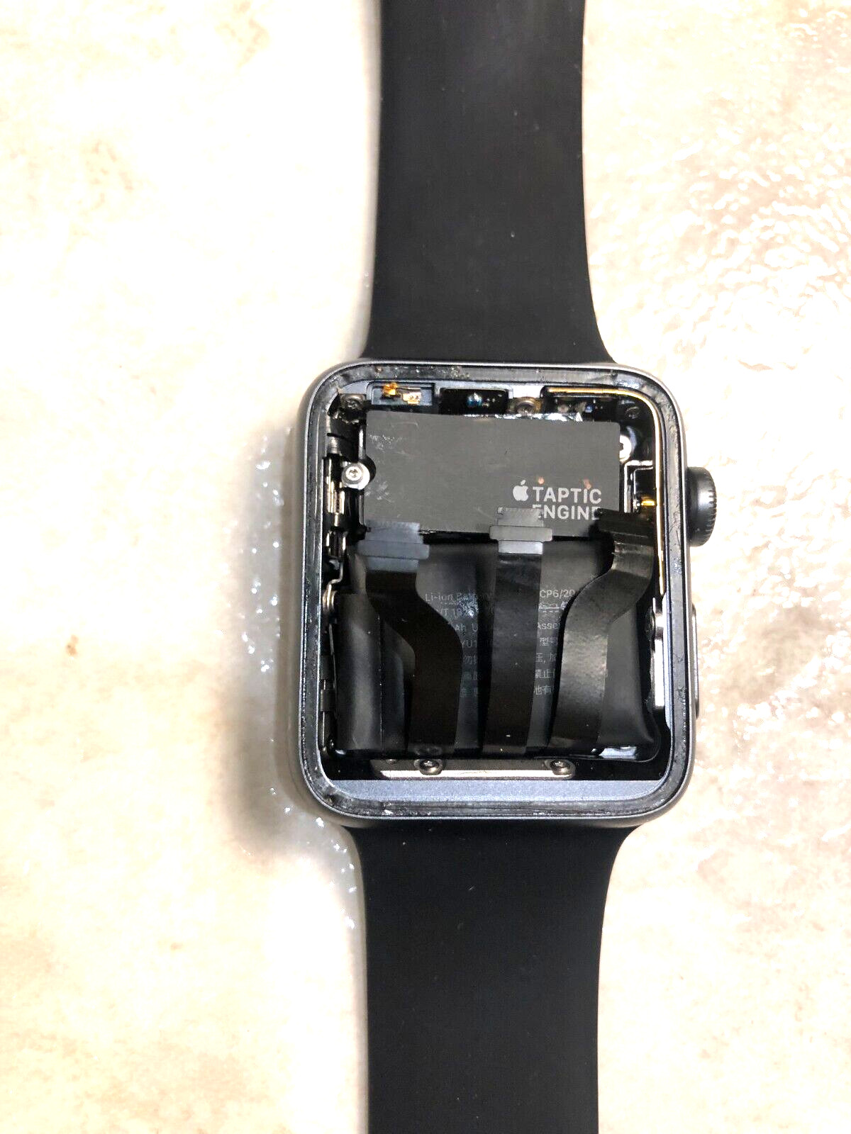 apple watch 3 42mm GPS + LTE 1861 FOR PARTS(Space Gray)