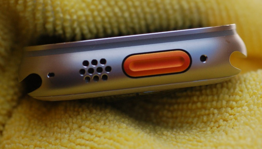 Apple Watch Ultra 2 49mm GPS/Cellular Natural Titanium Orange Ocean Band +Extras