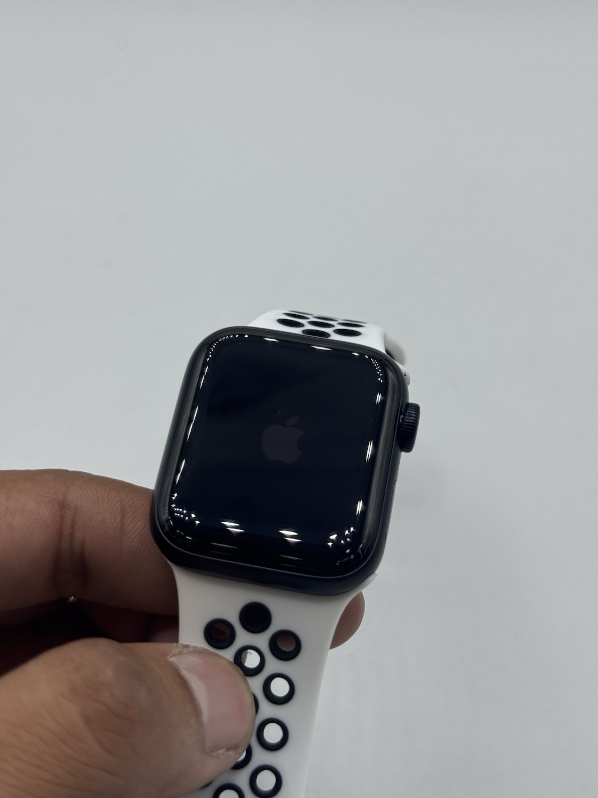 Unlocked Apple Watch SE 2nd Gen 40MM Midnight Aluminum A2726|CELL/GPS Body Scuff