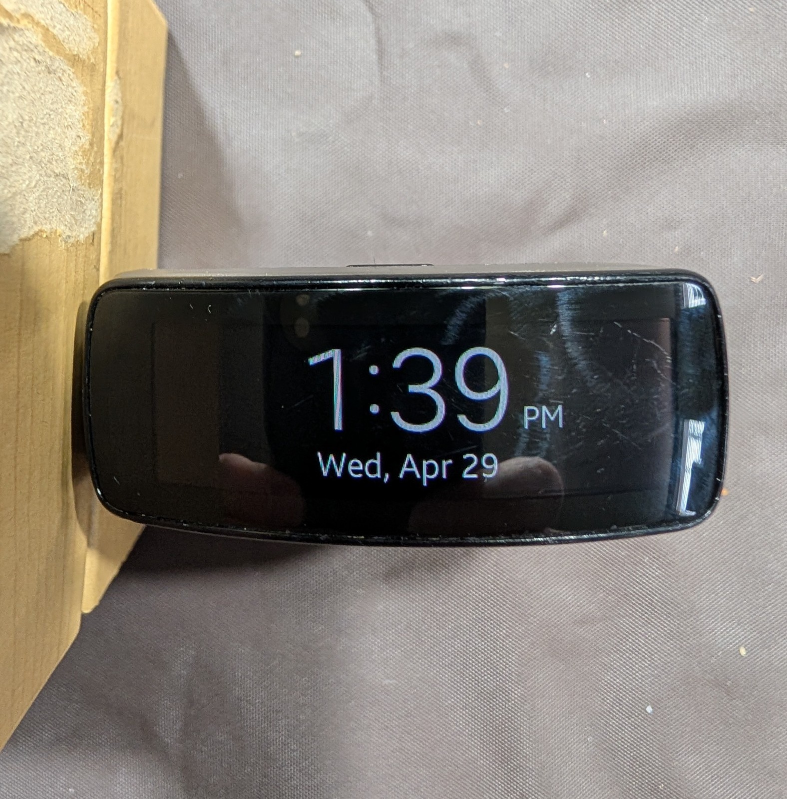 Samsung Gear Fit SM-R3500ZKCXAR Fitness Band