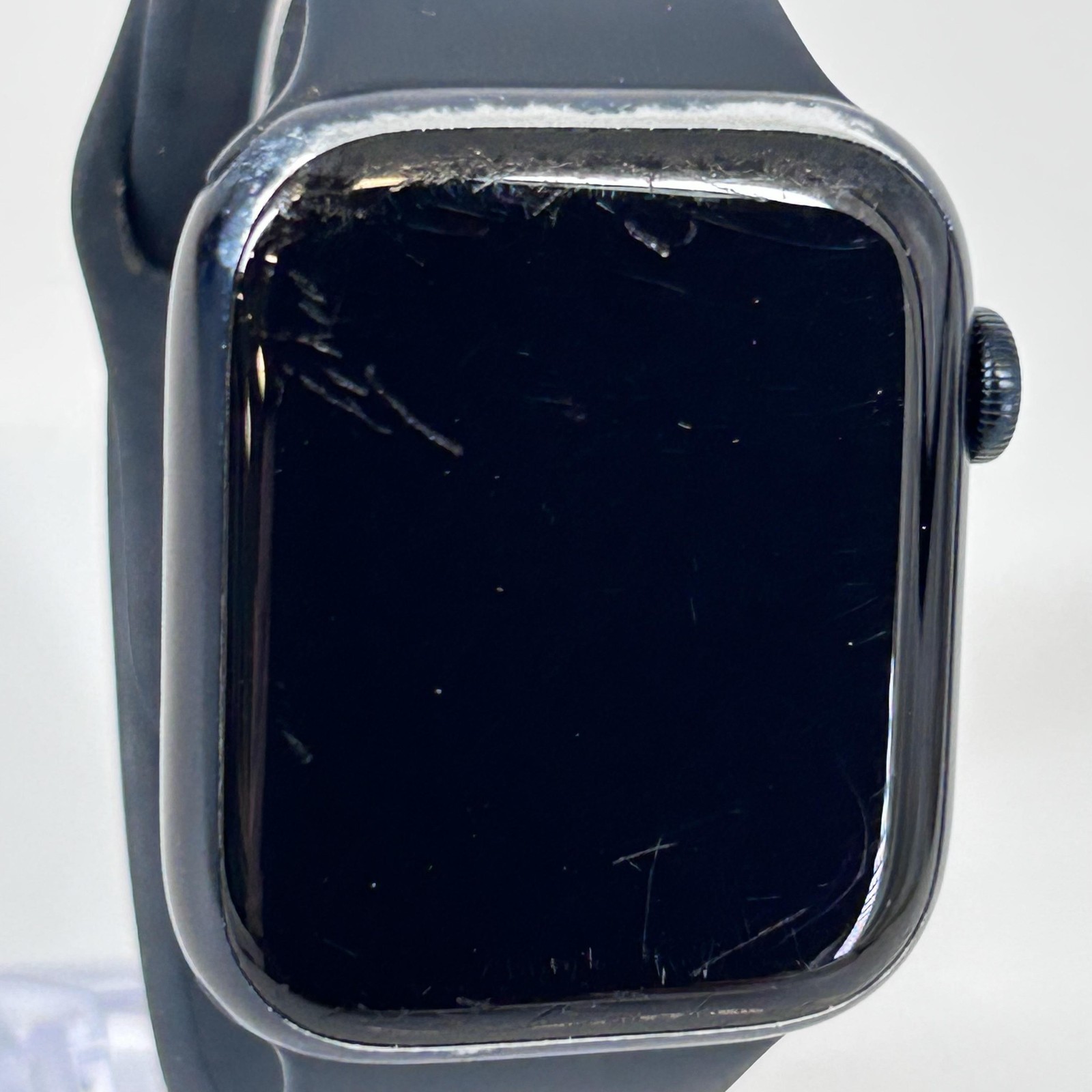 Apple Watch (Series 8) 45mm Space Black Aluminum (GPS) w/ Black Sport – Fair