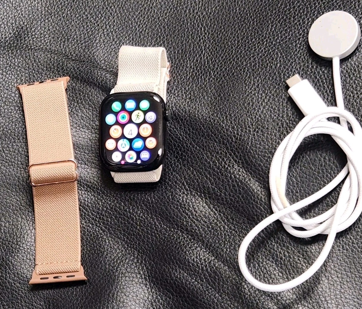 Apple watch series 11 – 46mm – unlocked Black Case & Gold Band (( Good )