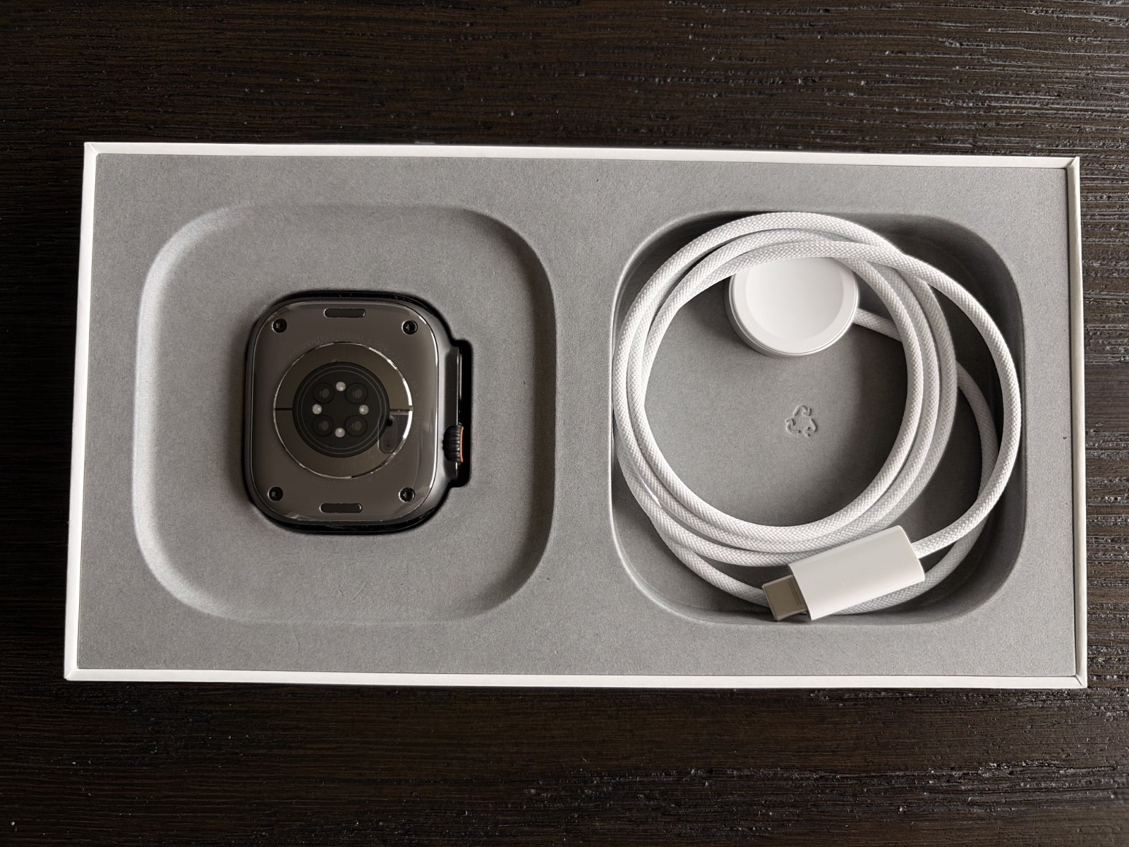 MF1Q4LW/A Apple Watch Ultra 3 49mm Black Ti Black TML M