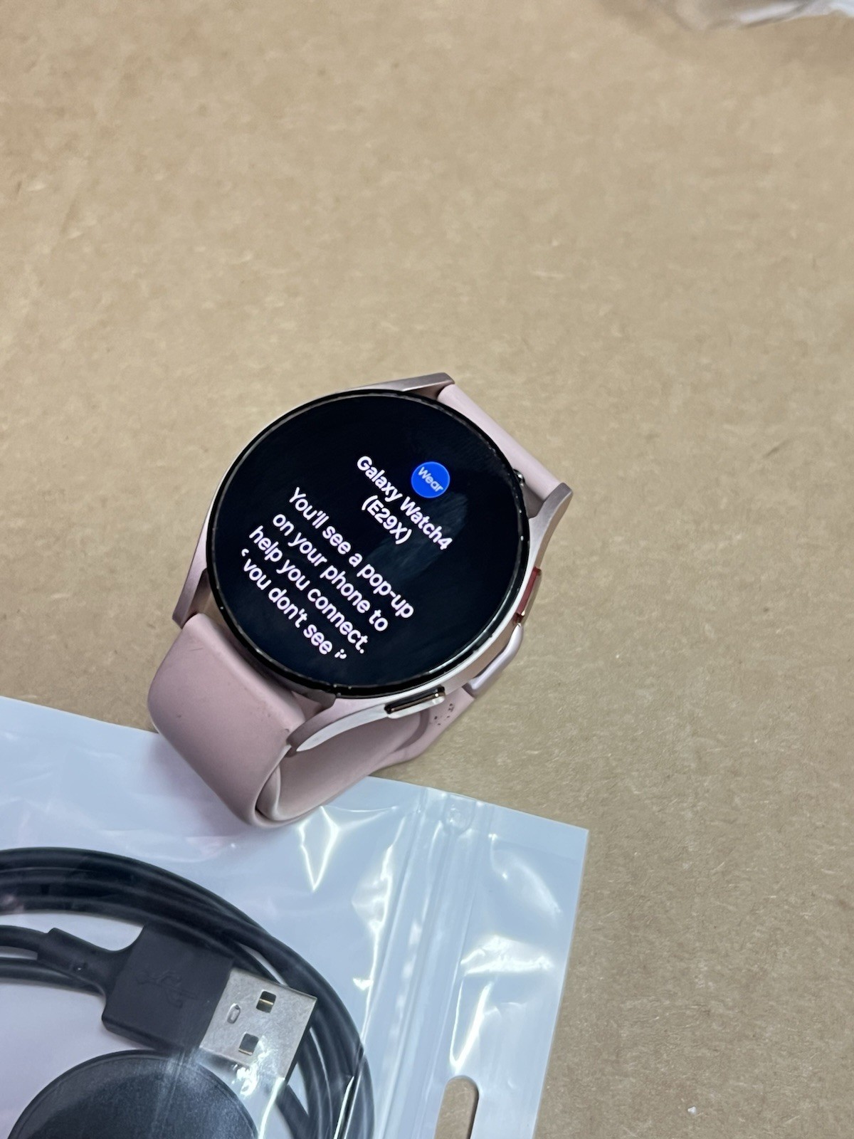 Samsung Galaxy Watch 4 40mm Aluminum Smartwatch SM-R860