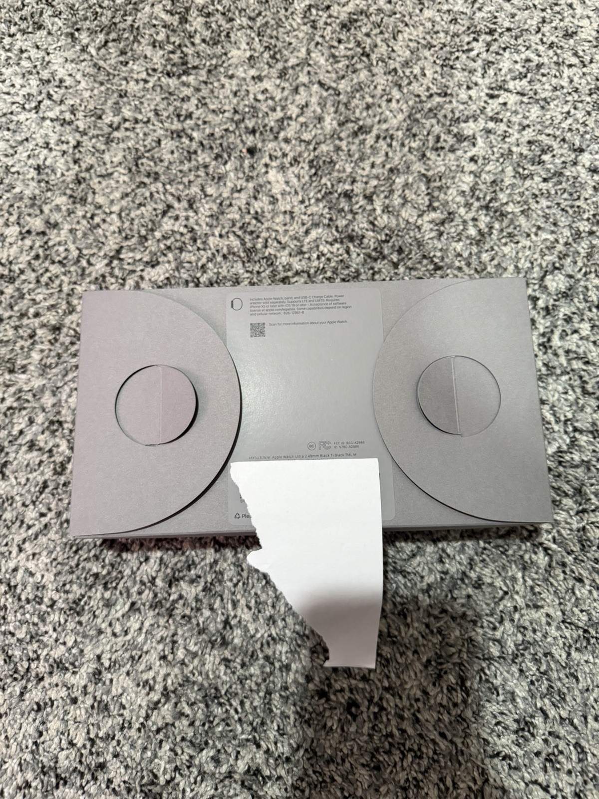 Apple Watch (Ultra 2) 49mm Black Titanium (LTE) w/ Titanium Milanese Loop – 9/10