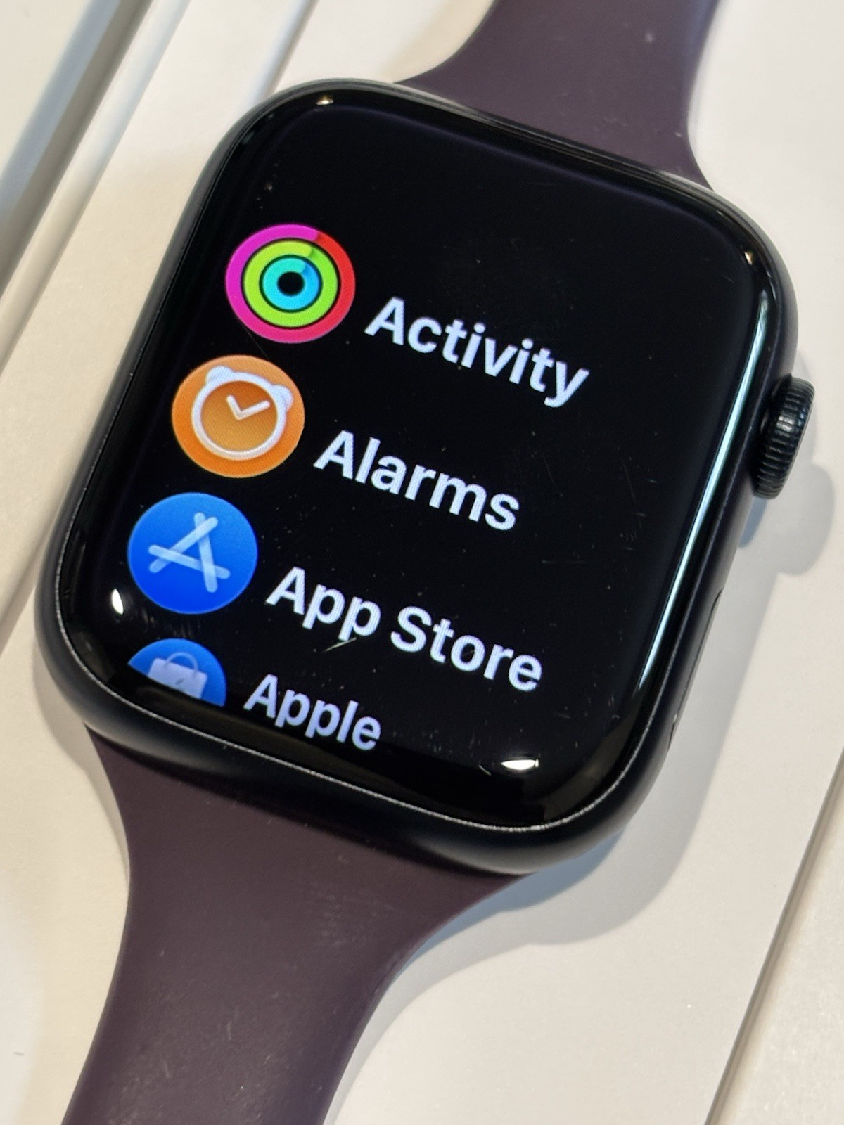 Apple Watch Series 8 GPS 45mm 86% Battery Life