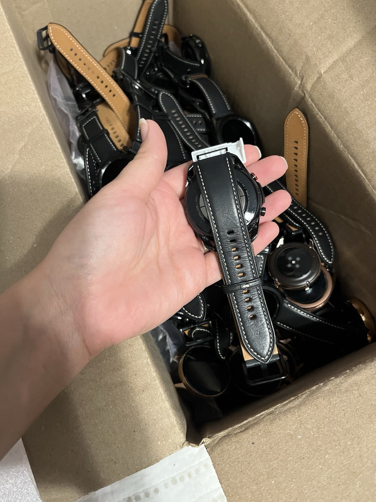 Lot of 25 – Samsung Galaxy Watch 3
