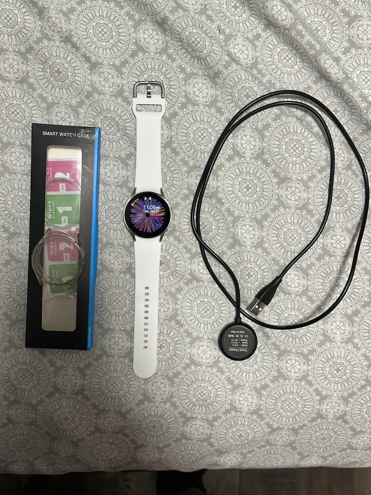 Samsung Smart Watch Galaxy Watch 6 Silver and White
