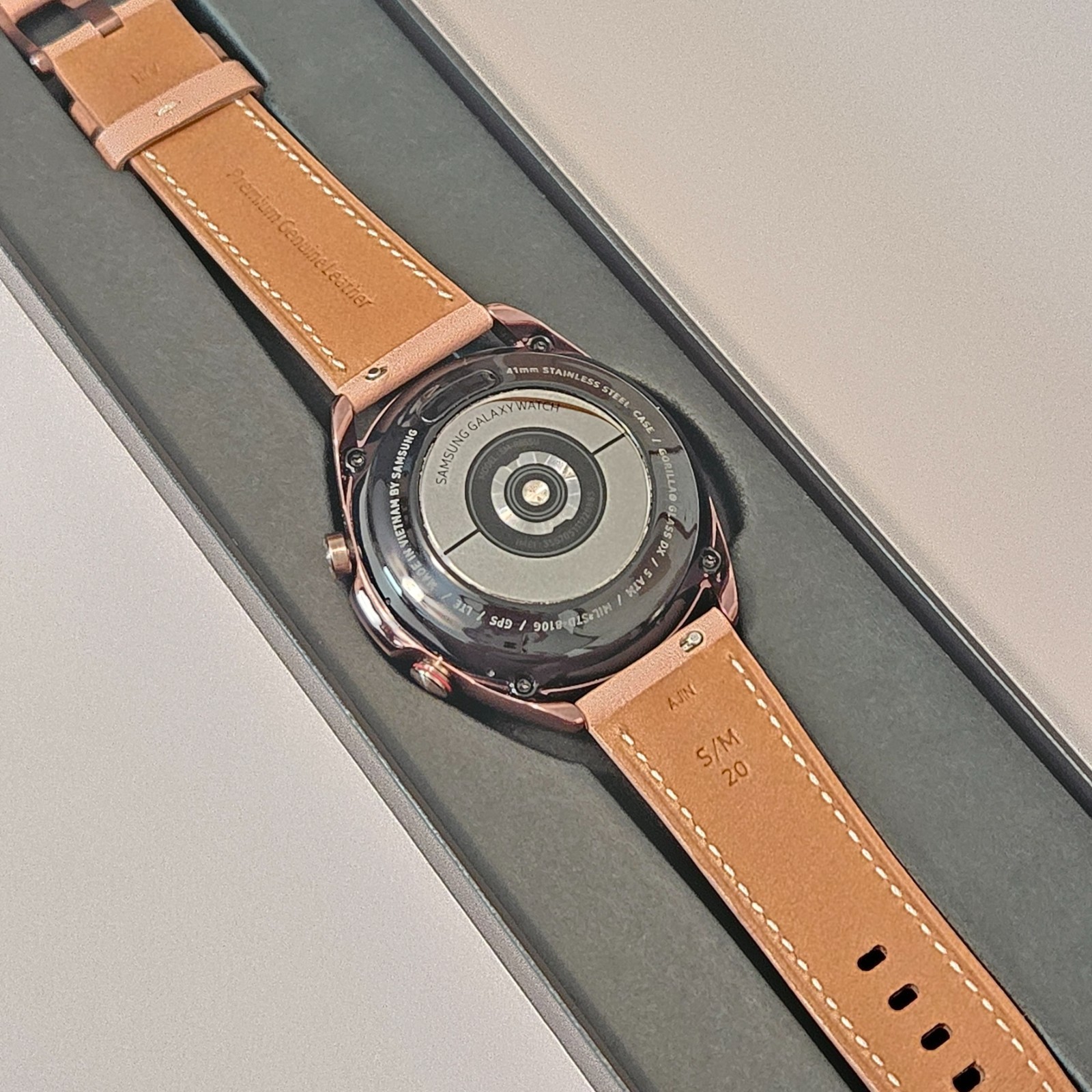 Samsung Galaxy Watch 3 41mm SM-R855U LTE Mystic Bronze Mint Condition, Complete