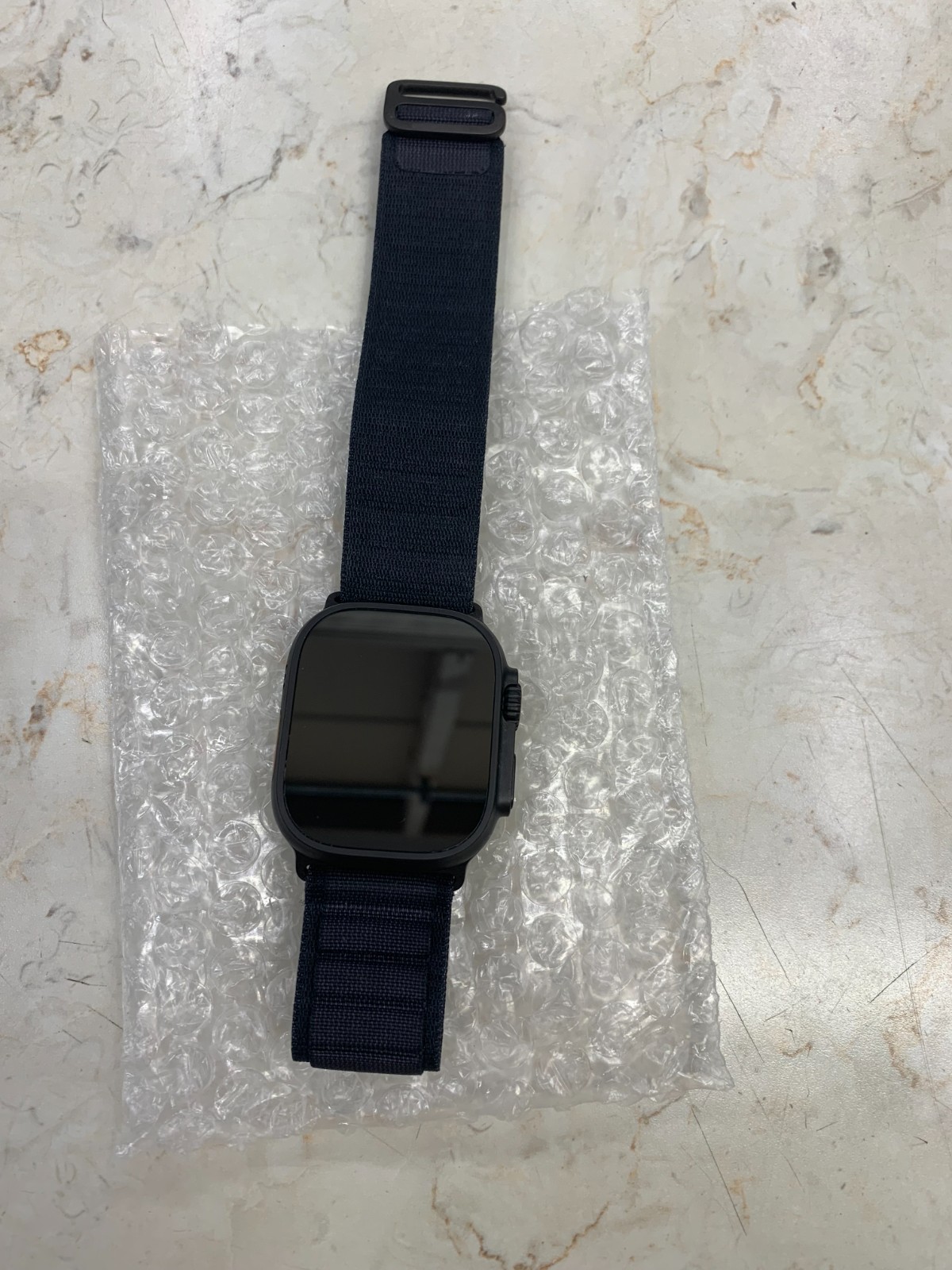Apple Watch Ultra 3 A3281 49mm GPS + Cellular Black Titanium W Black Loop Band