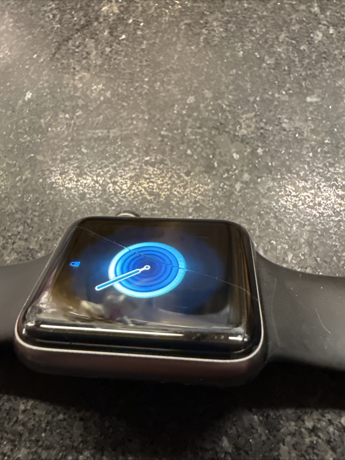 Apple Watch Series 3 42mm Space Gray – GPS + Cellular LTE Version – Cracked Scr