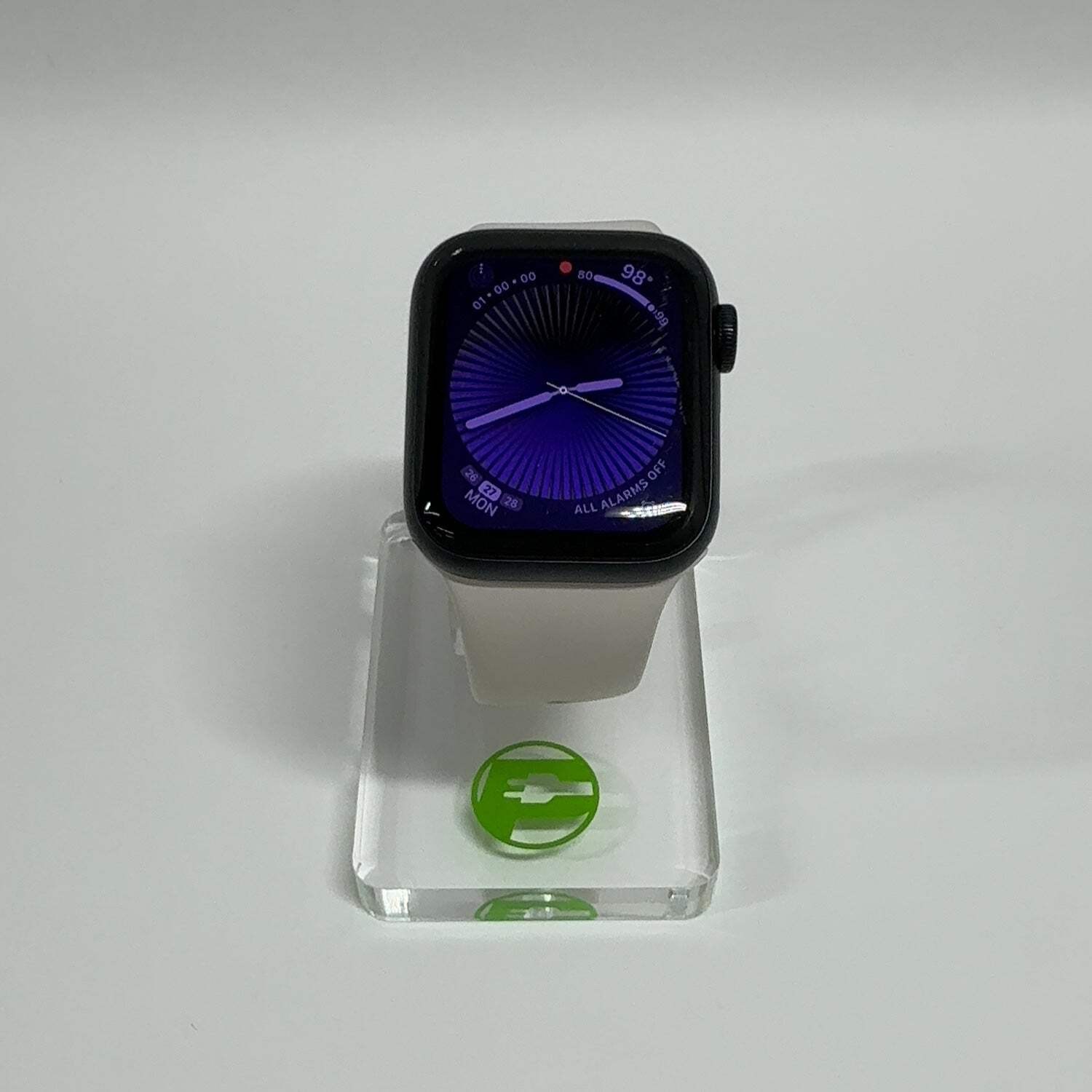GPS Only Apple Watch SE 2nd Gen 40MM Midnight Aluminum White Sport Band