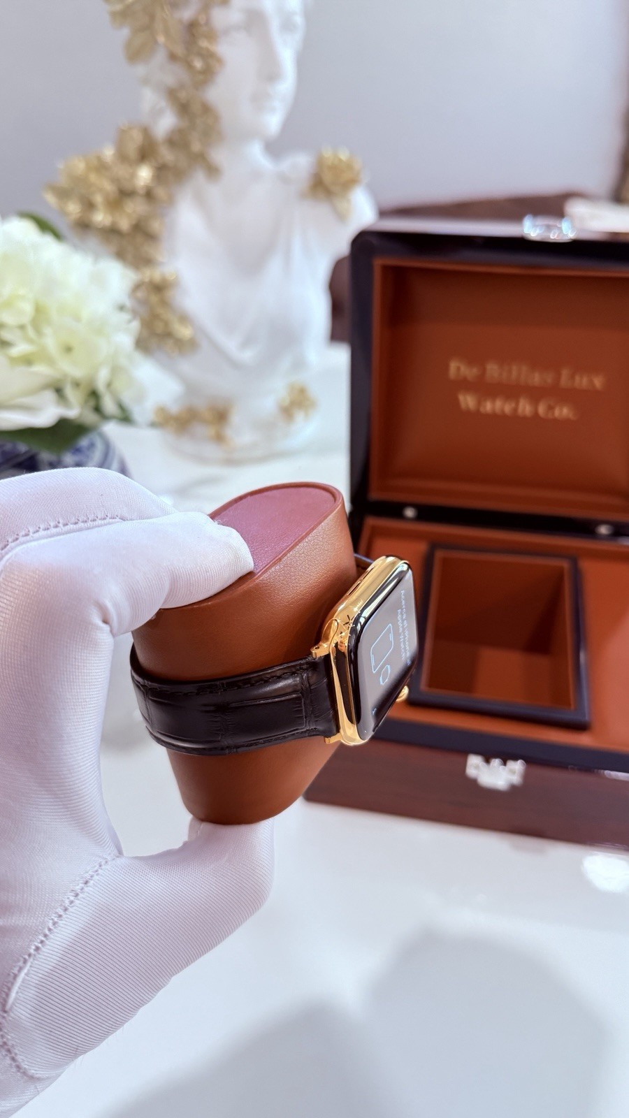 ✅ Custom 24k Gold Plated Apple Watch Series 9 Black Band | Water Resistant | Box