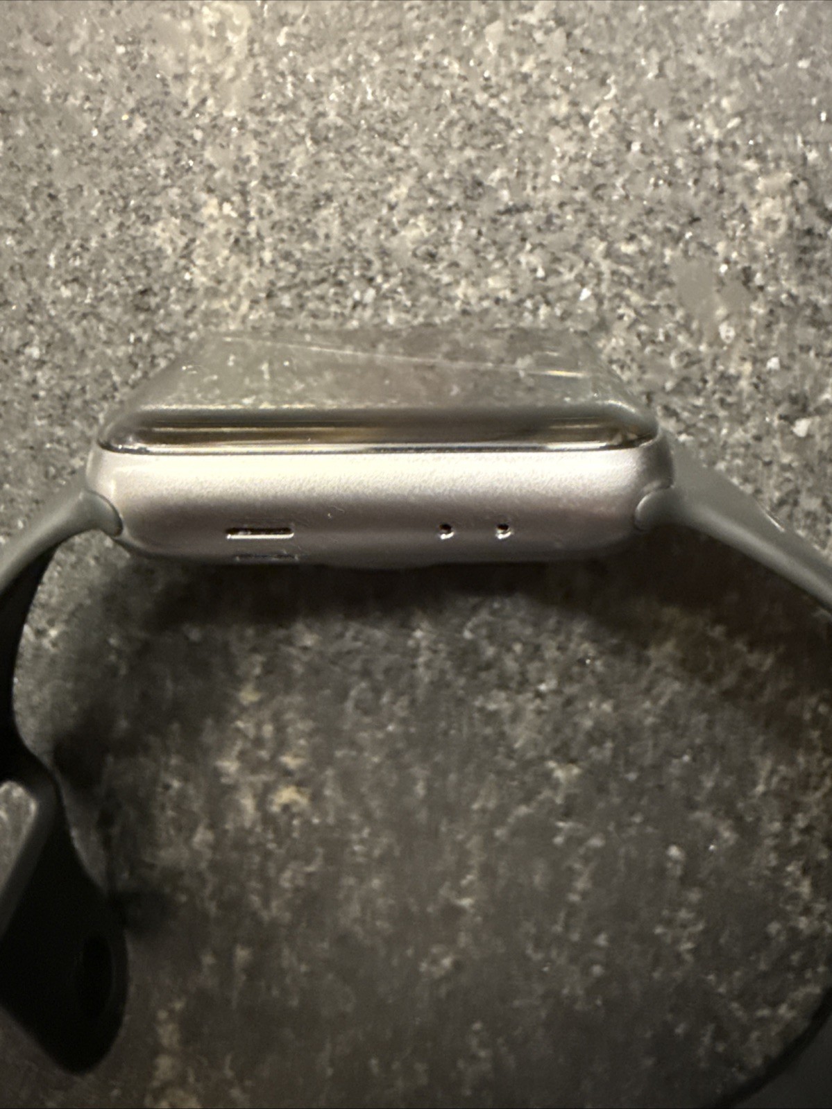 Apple Watch Series 3 42mm Space Gray – GPS + Cellular LTE Version – Cracked Scr