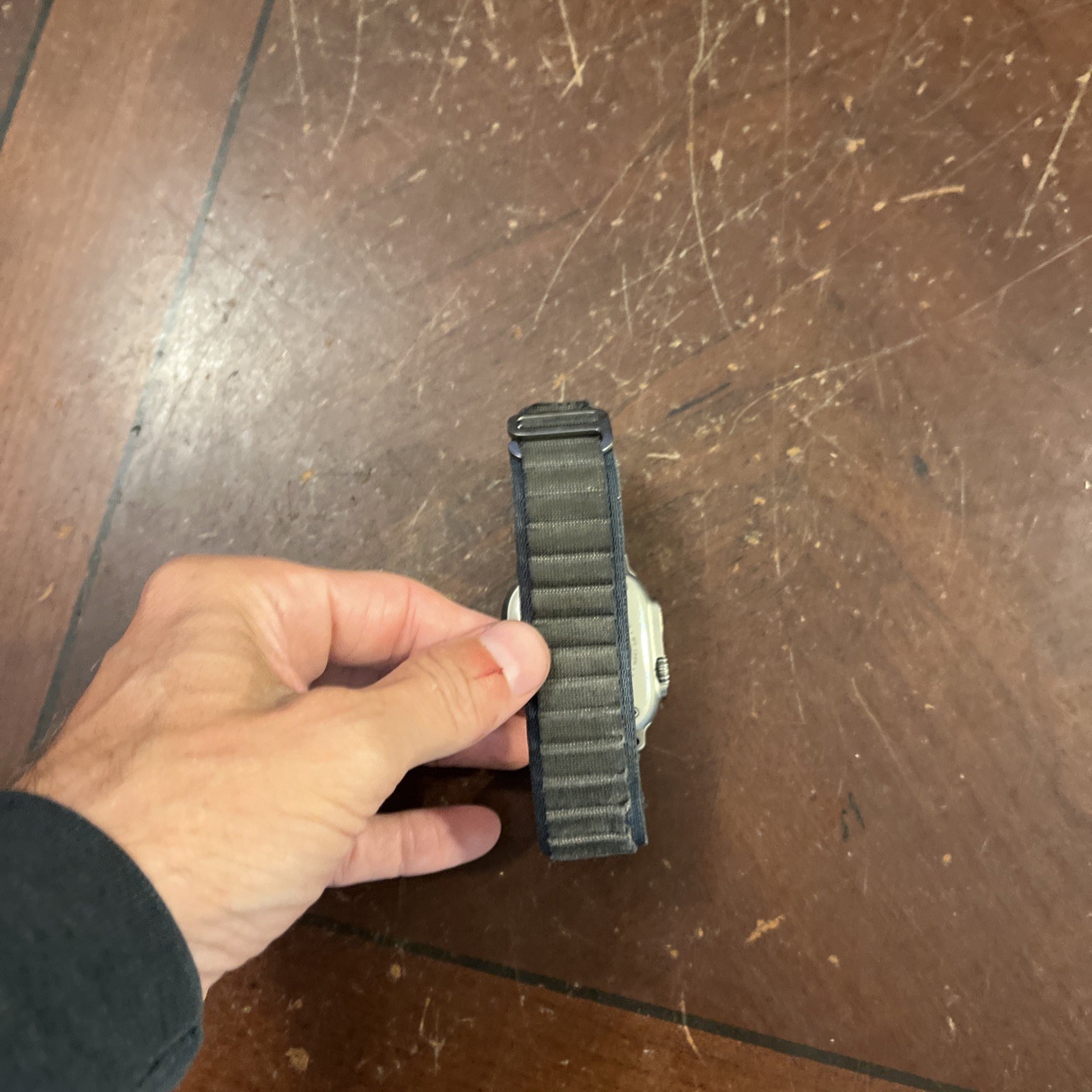 Apple Watch Ultra 2 49mm A2986 Good Condition | Natural Titanium | GPS + LTE L23