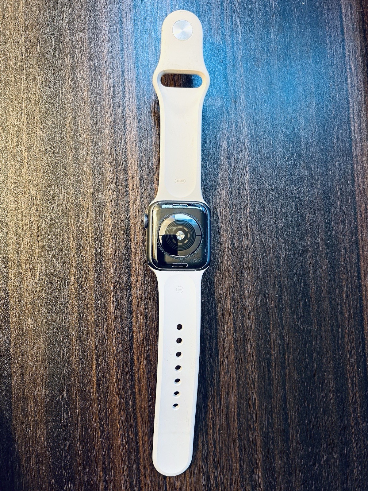 Apple Watch MWT02LL/A 40mm Black Aluminum Case 32GB White Silicone Band