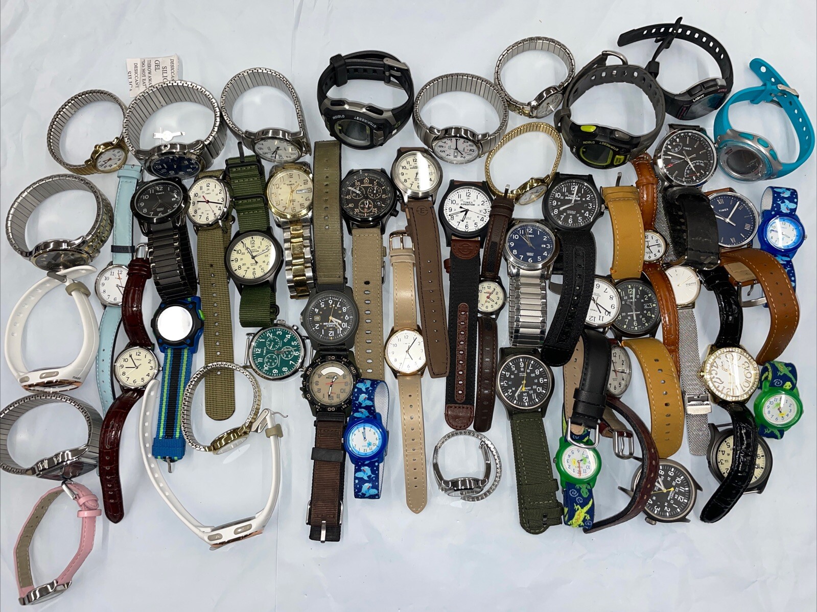 Wholesale lot of 50 Timex watches for parts repairs sold as is untested LAN46