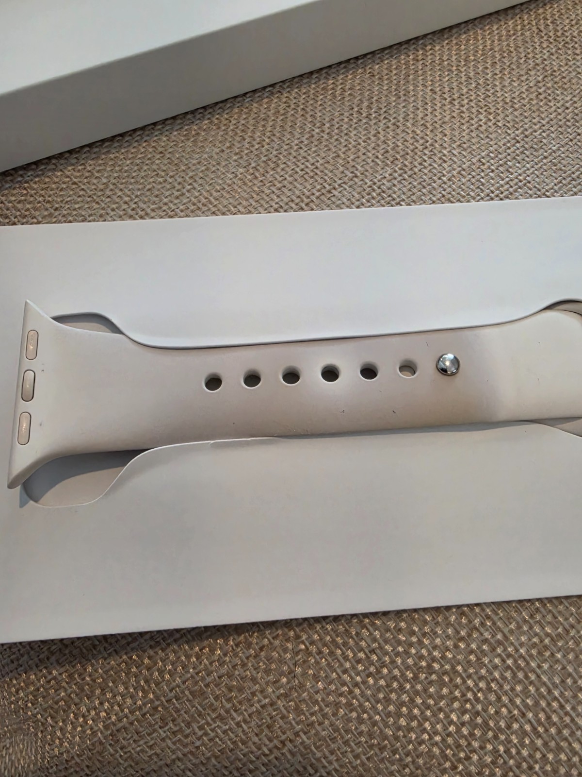 Apple Watch Gen 11 Series 11 42mm Rose Gold Aluminum – Light Blush Sport Band