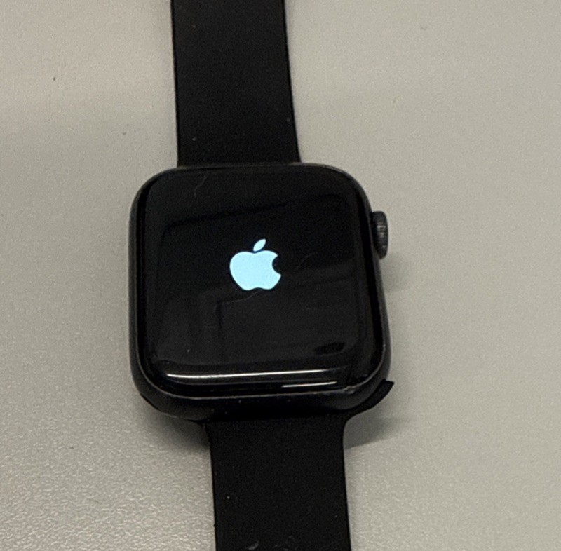 Apple Watch Series 5 44mm GPS for parts only LOCKED