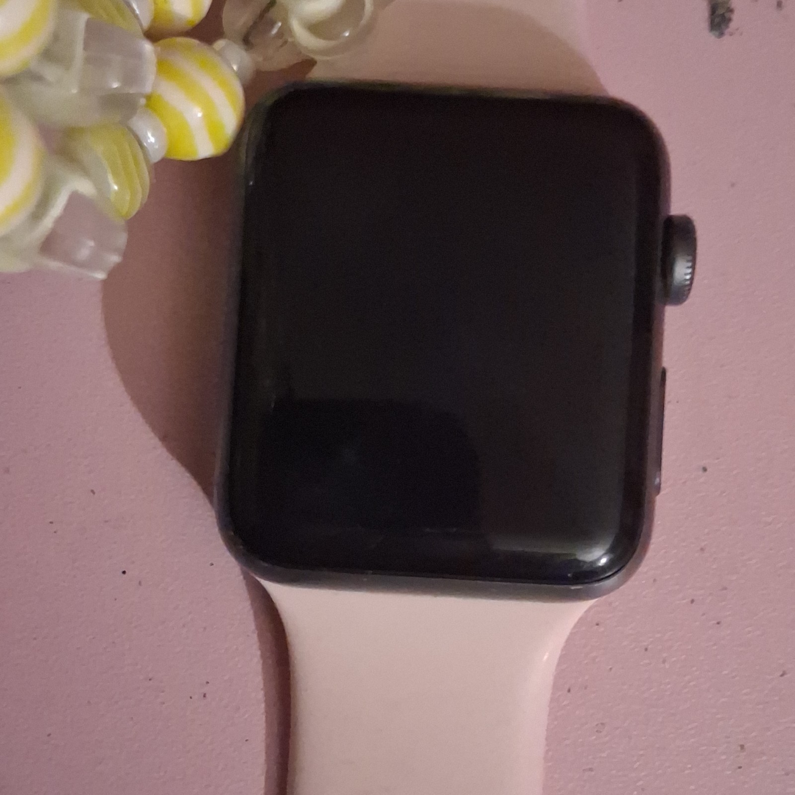 Apple MTGR2LL/A Series 3 42mm Smartwatch – Silver Aluminum Case/White Sport Band