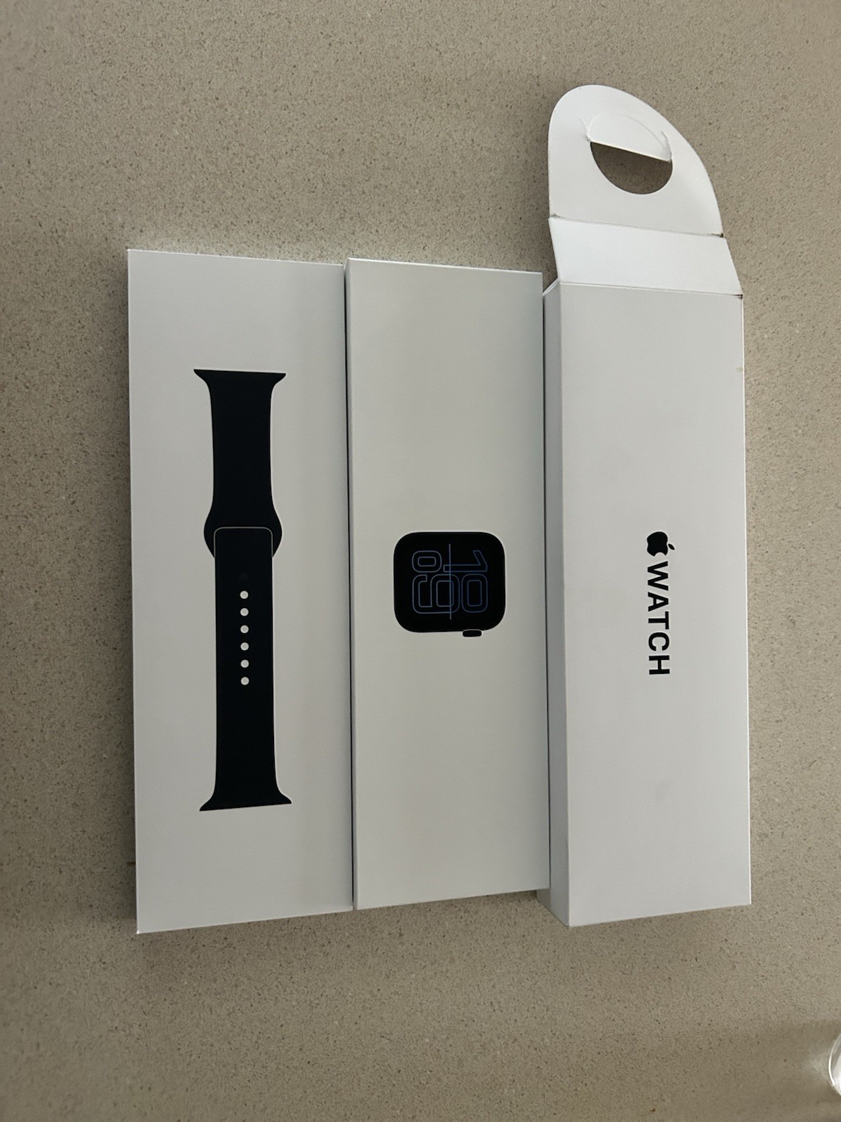 Apple Watch SE 3 44mm Midnight Aluminum Case Silicone Band Model A3328 CEL