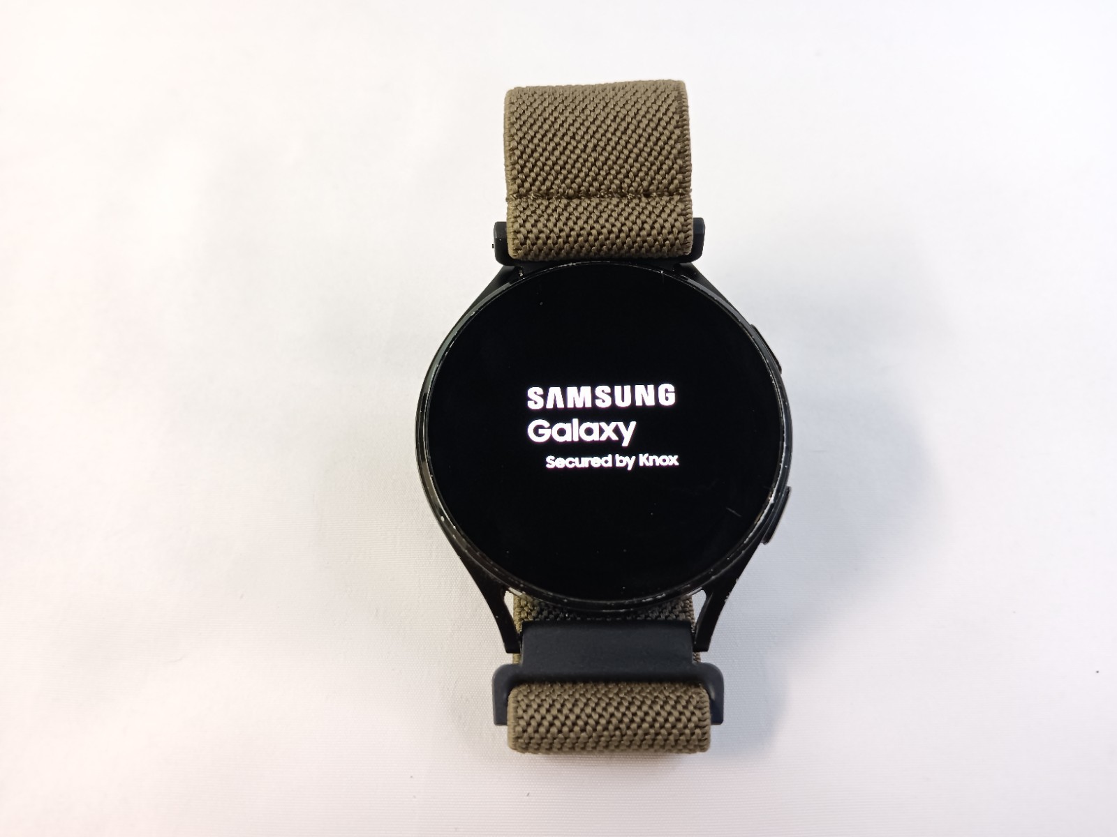 Samsung Galaxy Watch 4 Smart Watch 44-mm SM-R870 Tested Factory Reset.