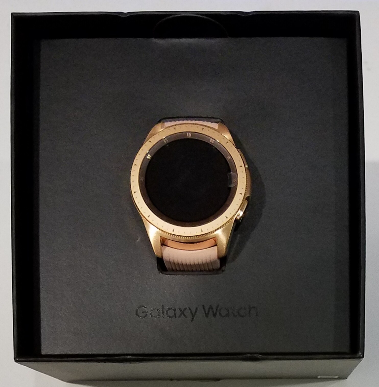 Samsung Galaxy Watch SM-R810 42mm Rose Gold Case Classic Buckle Pink Beige
