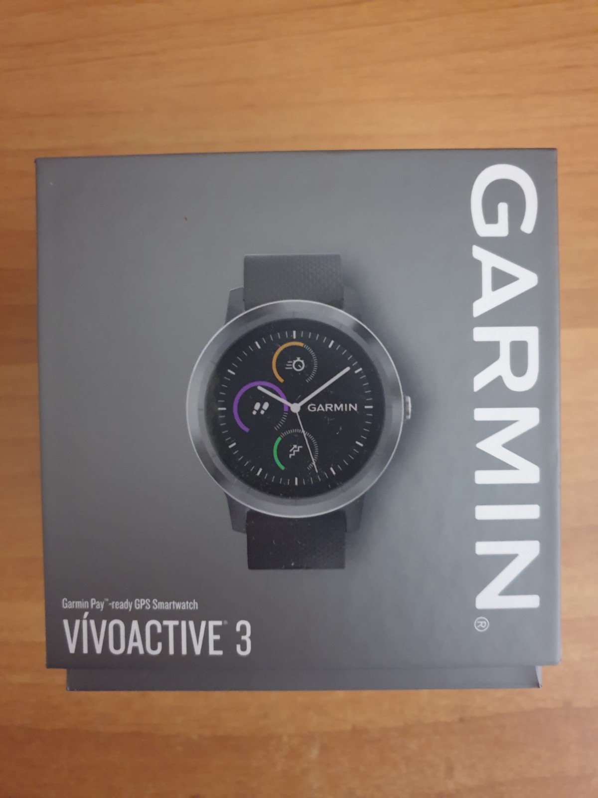 Garmin Vivoactiv 3 GPS Pay Smartwatch With Box And Accessories With 2 Straps