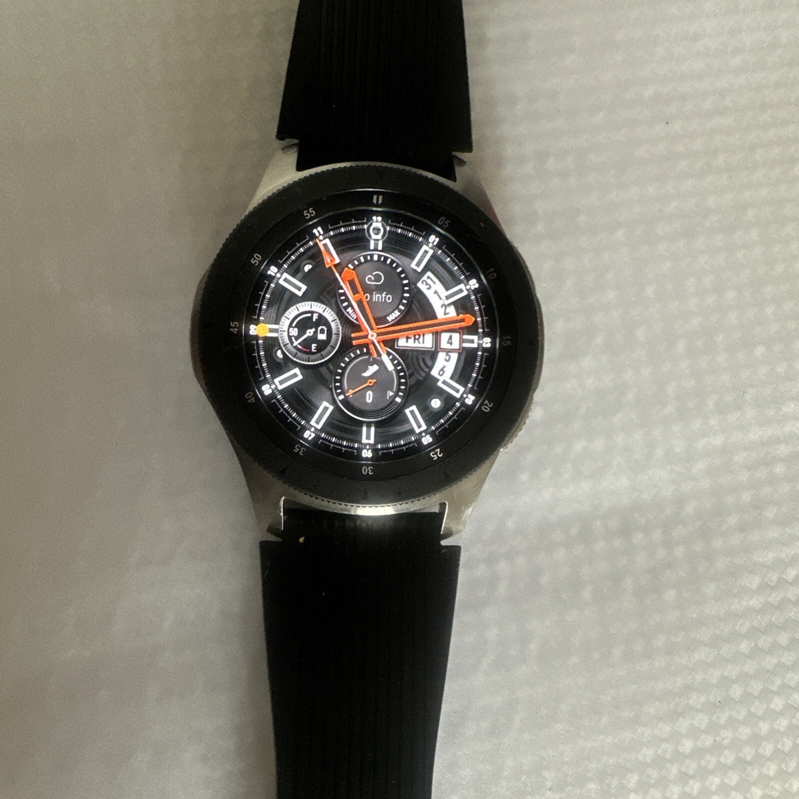 Samsung Galaxy Watch Smartwatch 46 mm Stainless Steel – Silver – SM-R800NZSAXAR