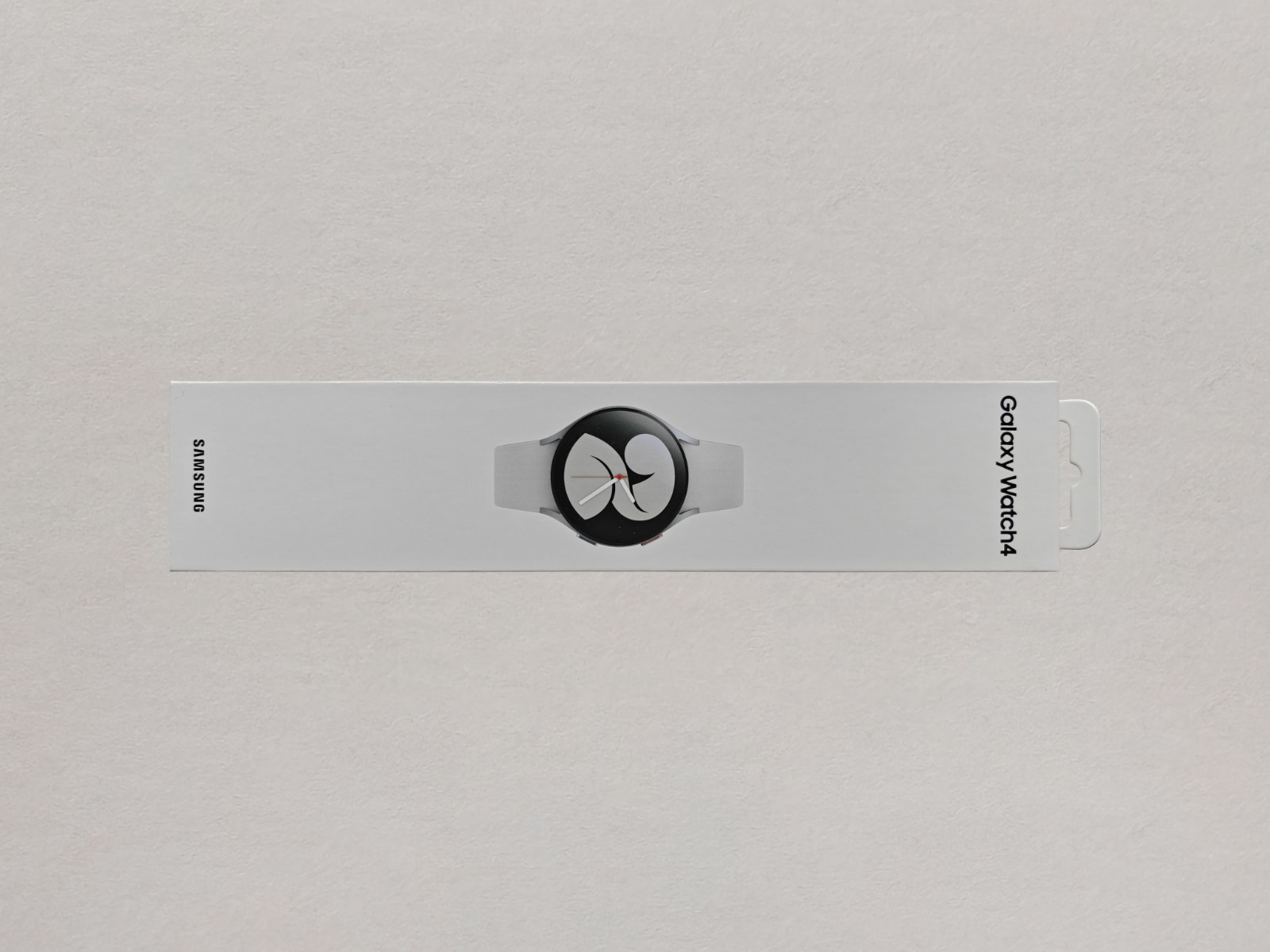 Samsung Galaxy Watch4 Bluetooth 40mm 16GB SM-R860 GPS WiFi Silver Aluminum