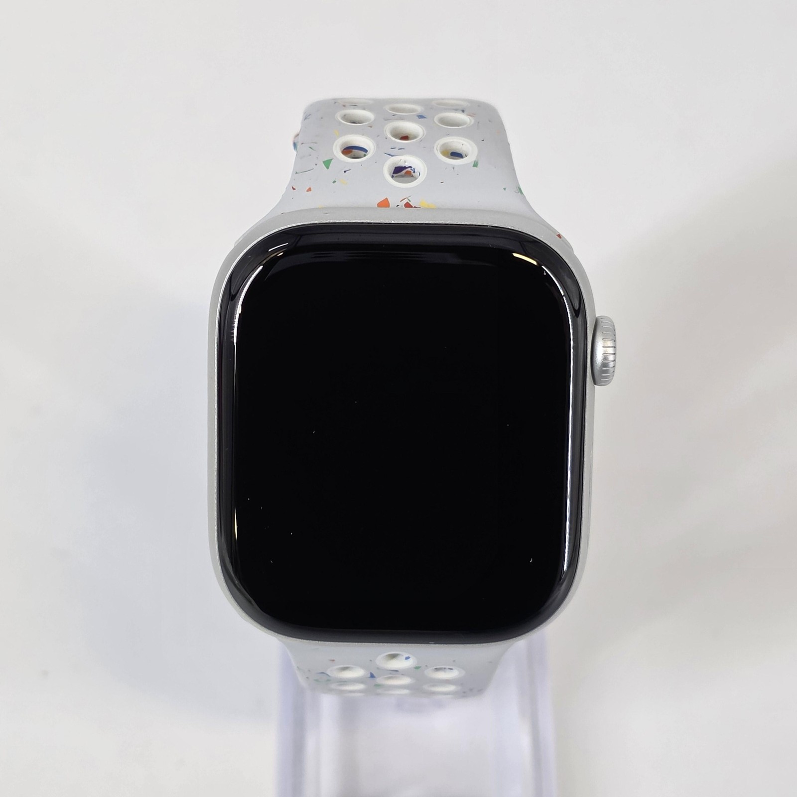 Apple Watch (Series 11) 46mm Silver Aluminum (LTE) w/ Nike Sport – Excellent