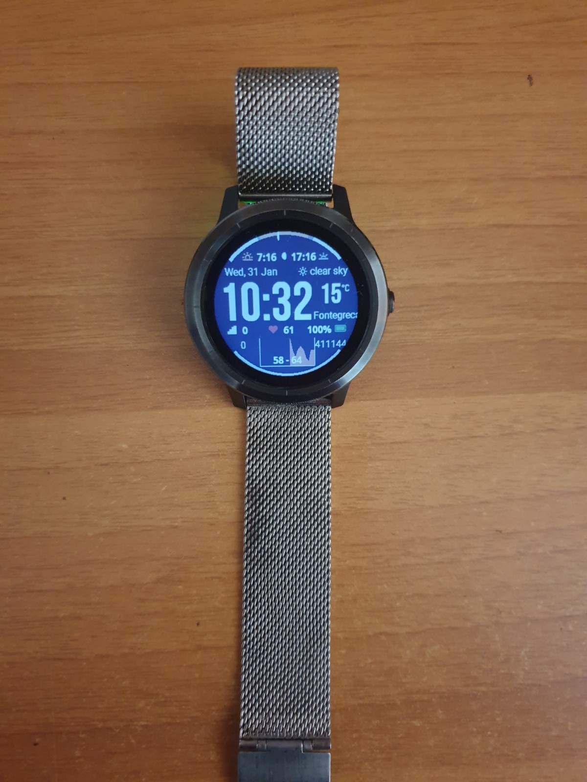 Garmin Vivoactiv 3 GPS Pay Smartwatch With Box And Accessories With 2 Straps