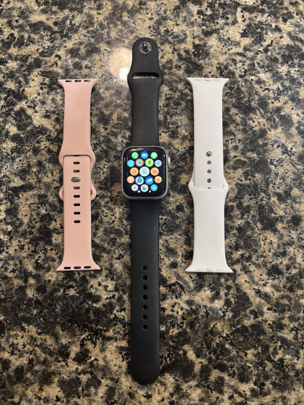 Apple Watch Series 6 40mm Aluminum A2291