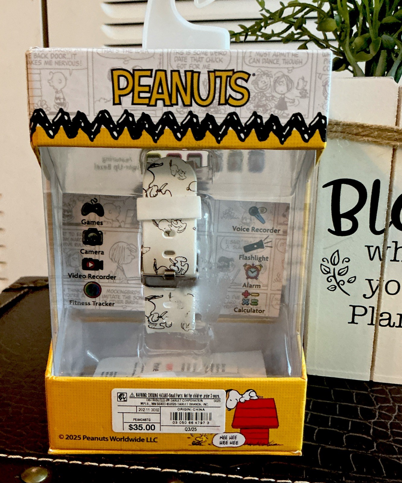 Peanuts Touchscreen Kids’ Smart Watch w/ Silicone Strap Multifunction & 6 Games