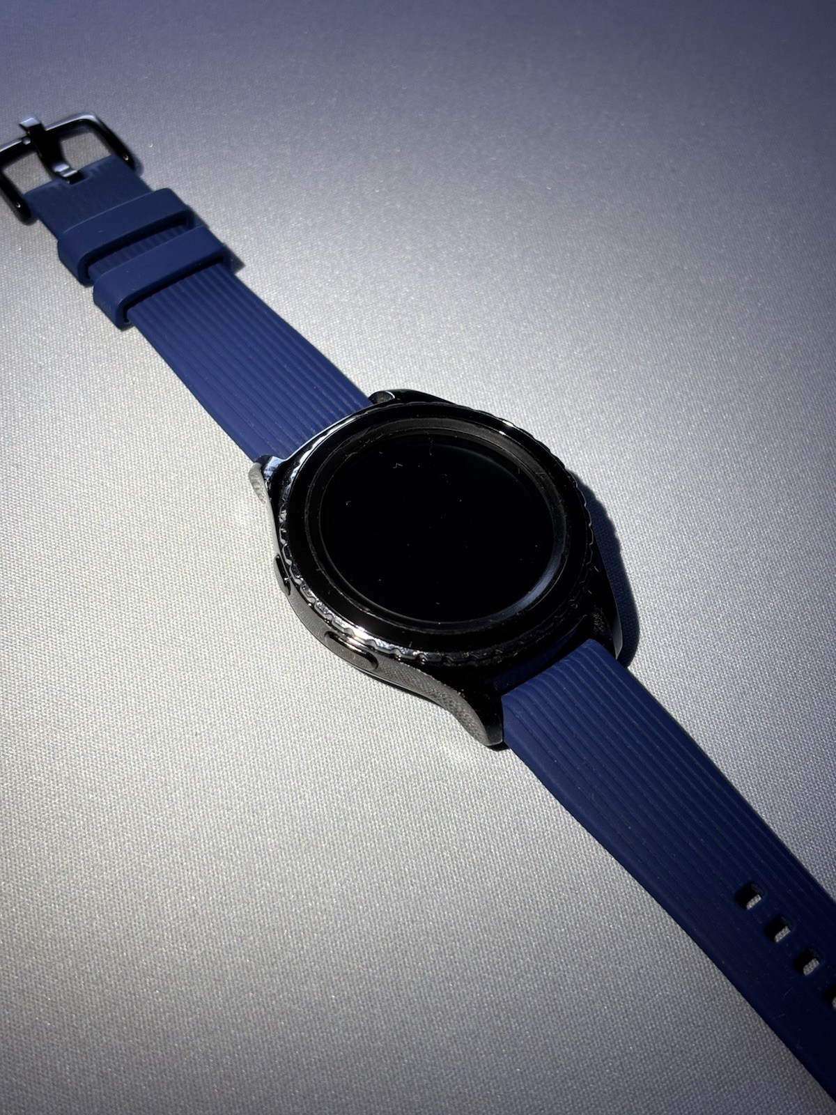 (READ/BROKEN) Samsung Gear S2 Classic Smart Watch Stainless Steel Black