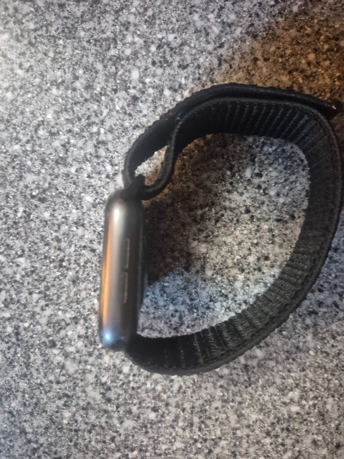 apple watch series 4 fabric band aluminum and ceramic case