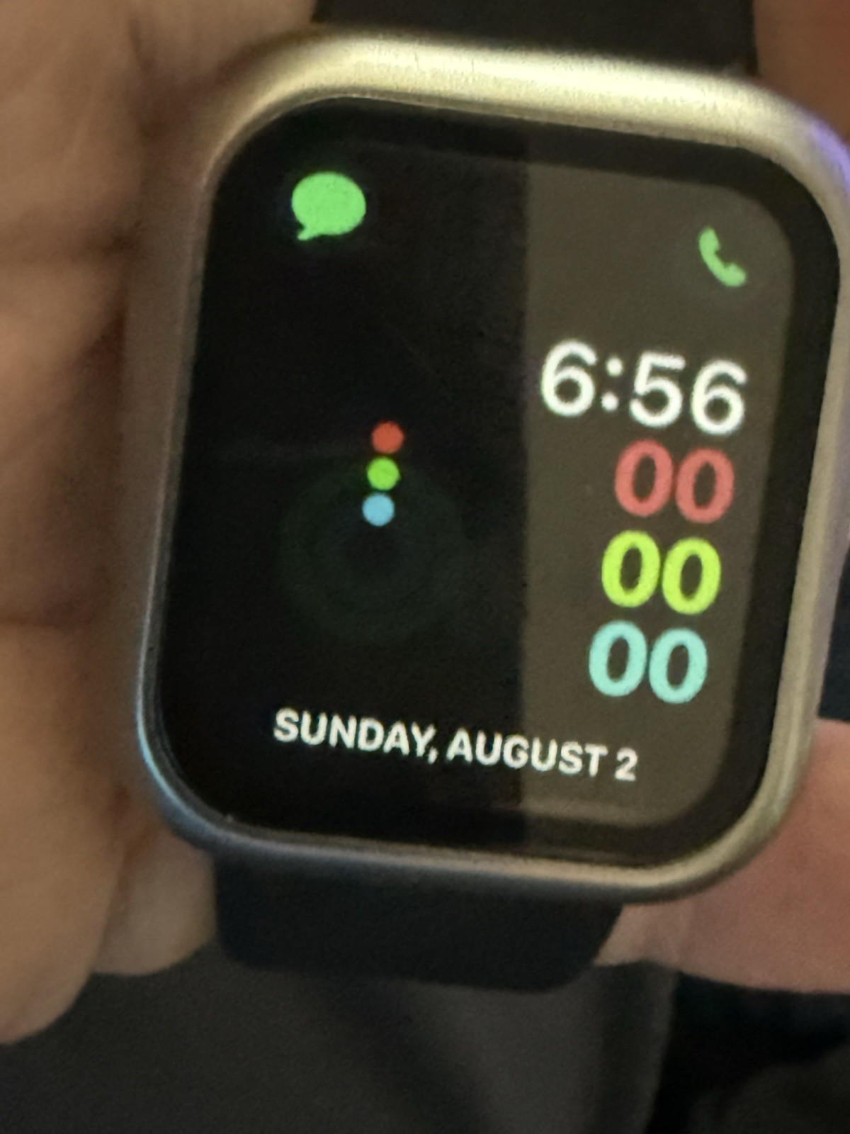 Apple Watch 5 40mm Black Aluminum Case Black Silicone Band Touchscreen Unlocked