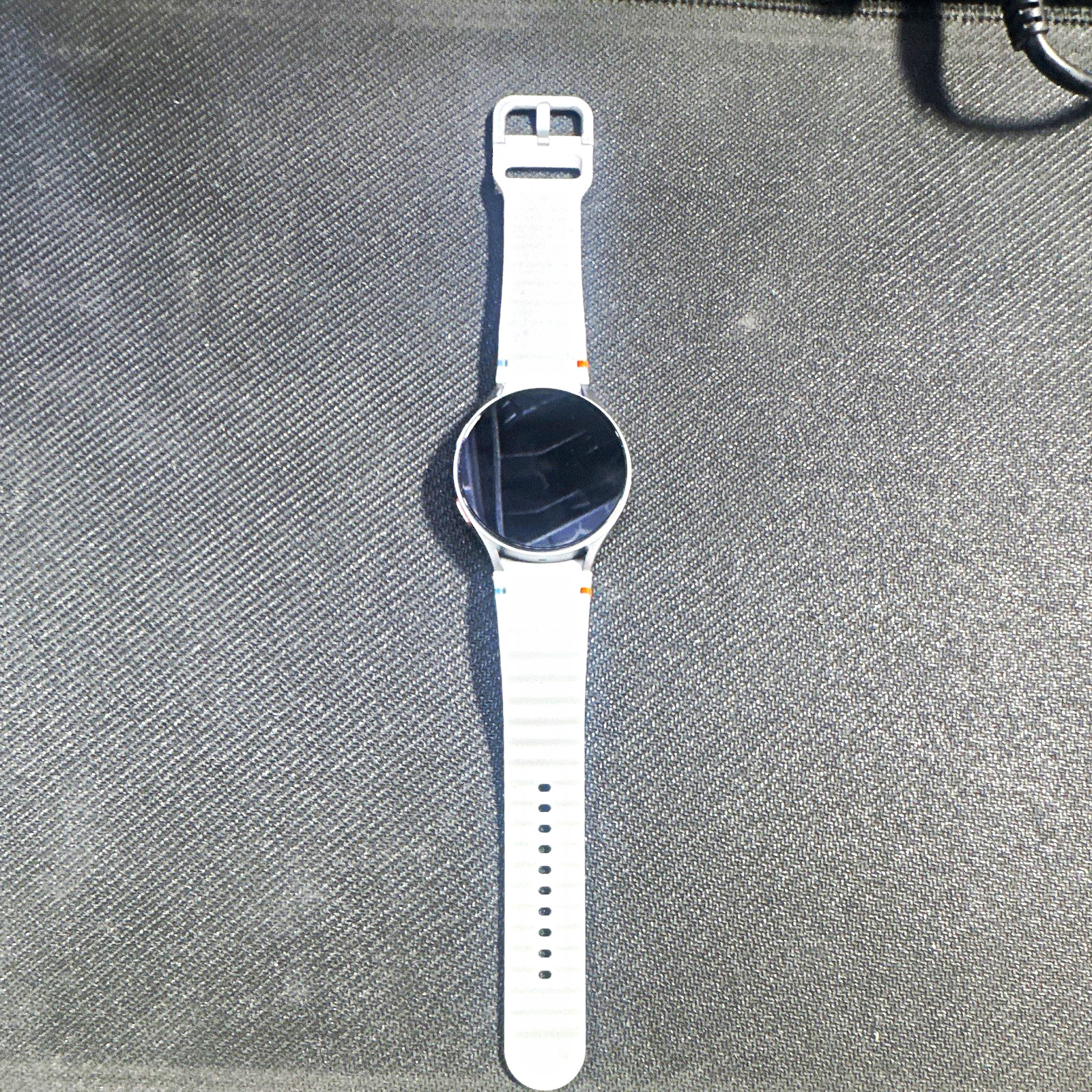 Samsung Galaxy Watch7 44mmL310 Smartwatch Silver Metal Case Gray Silicone Band