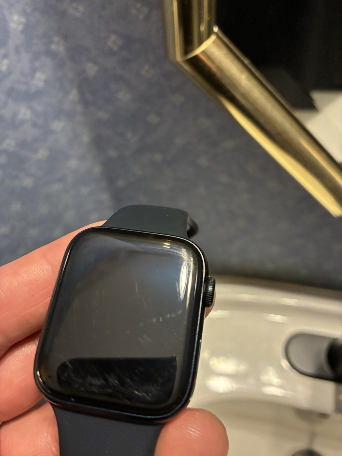 Apple Watch SE 2nd Gen 44mm Midnight Black Aluminum GPS Sport Band Used M/L Band