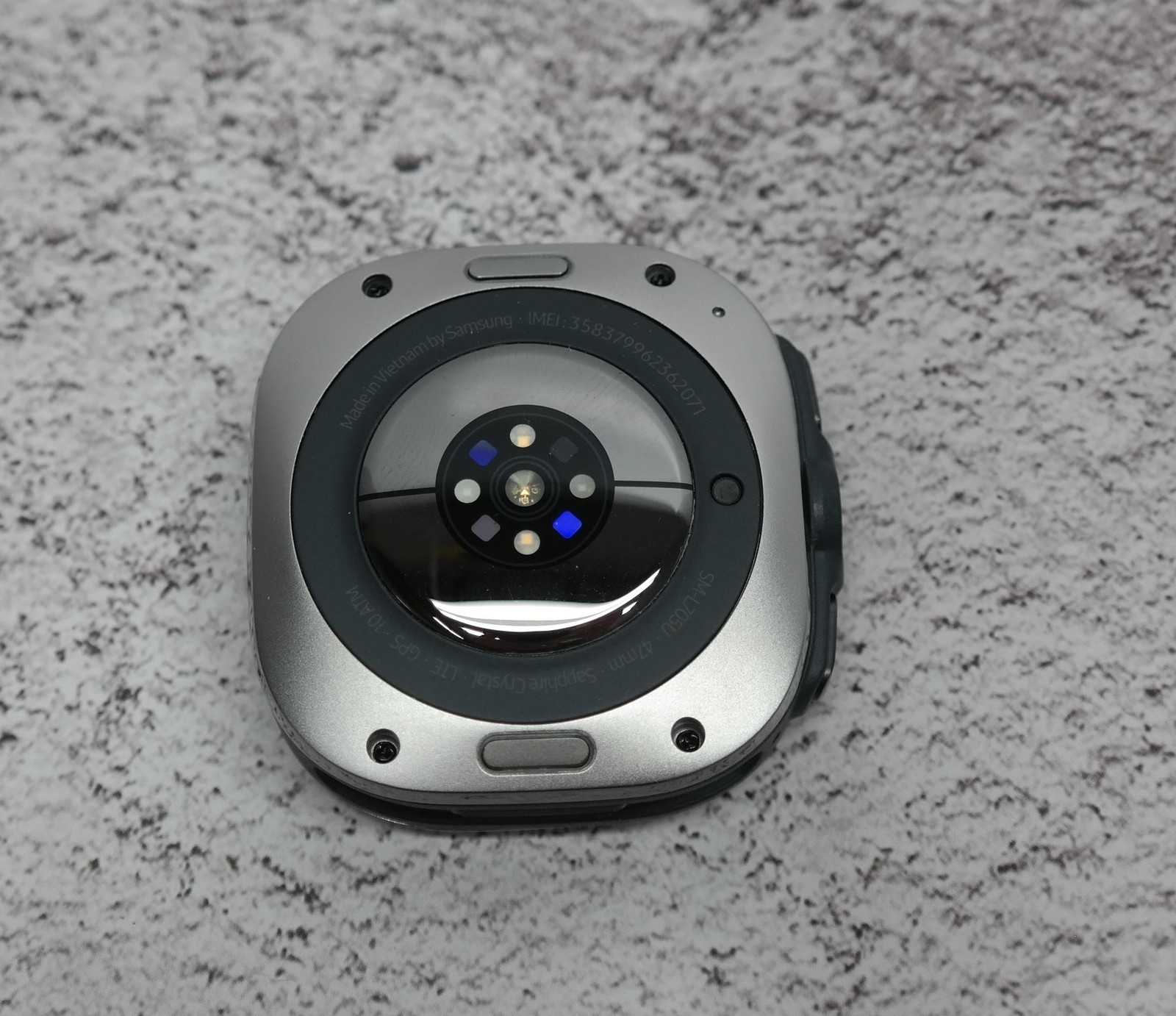 Samsung Galaxy Watch Ultra SM-L705U Titanium Smartwatch Silver BROKEN