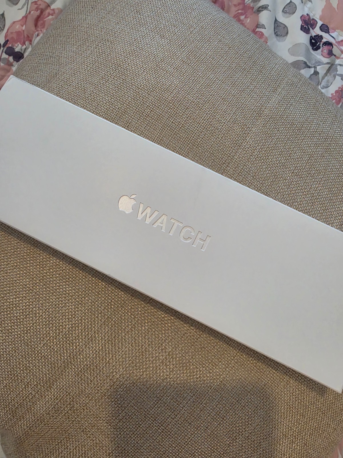 Apple Watch Gen 11 Series 11 42mm Rose Gold Aluminum – Light Blush Sport Band