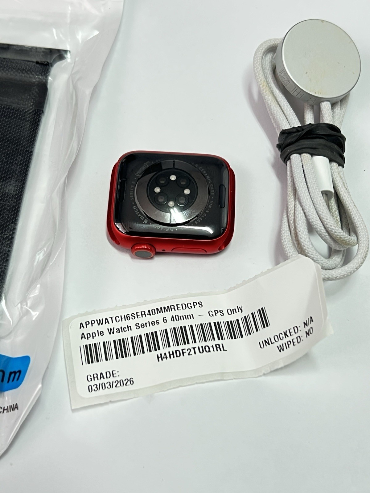 Apple Watch Series 6 40MM (GPS ) aluminum- red – A2293