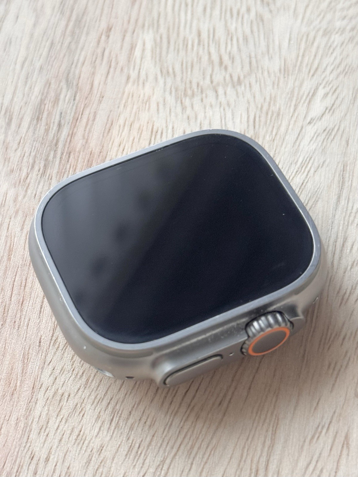 Apple Watch Ultra 1st Gen 49mm Titanium – No band